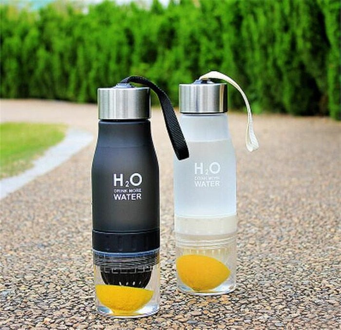 650ml H2O Lemon Juice Water Bottle Fruit Infuser Drinkware For Outdoor Sports My Shaker Bottle BPA Free